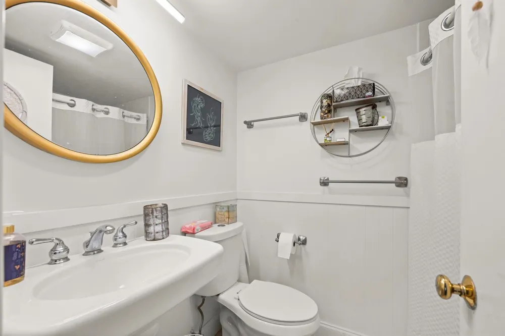 231 E Lantana Road #402 Lantana, FL 33462