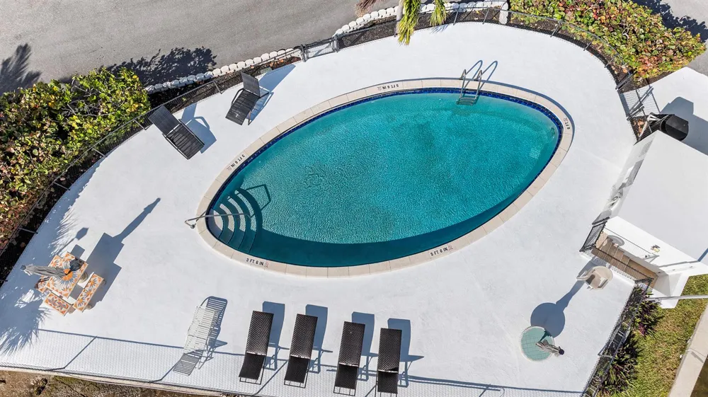231 E Lantana Road #402 Lantana, FL 33462