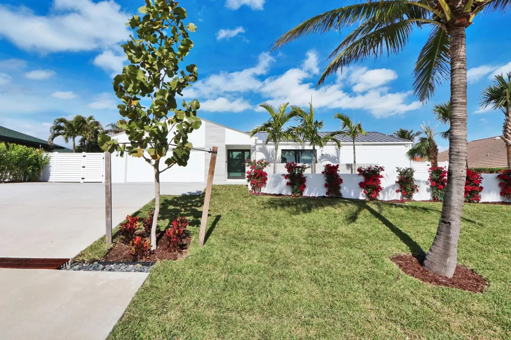 441 S Lyra Circle Juno Beach, FL 33408