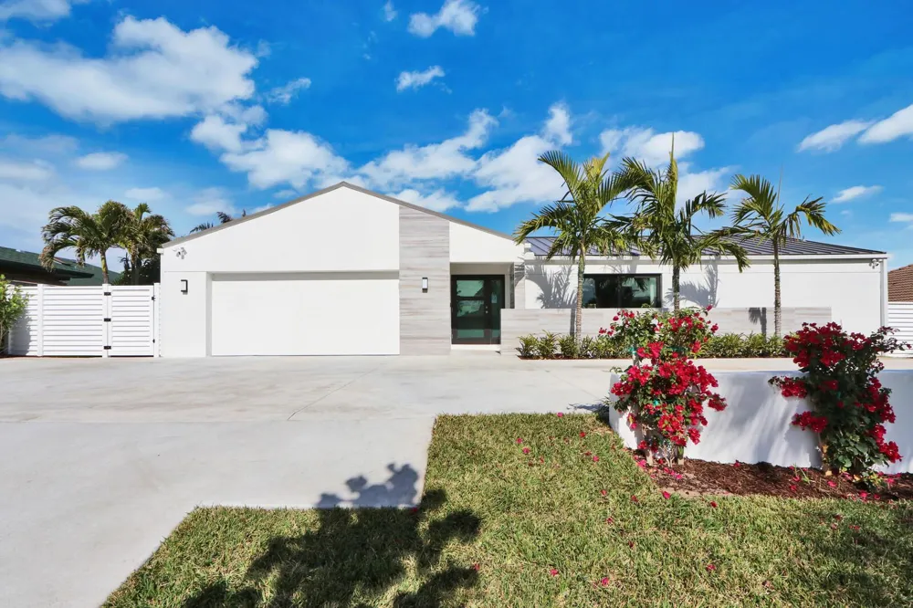 441 S Lyra Circle Juno Beach, FL 33408