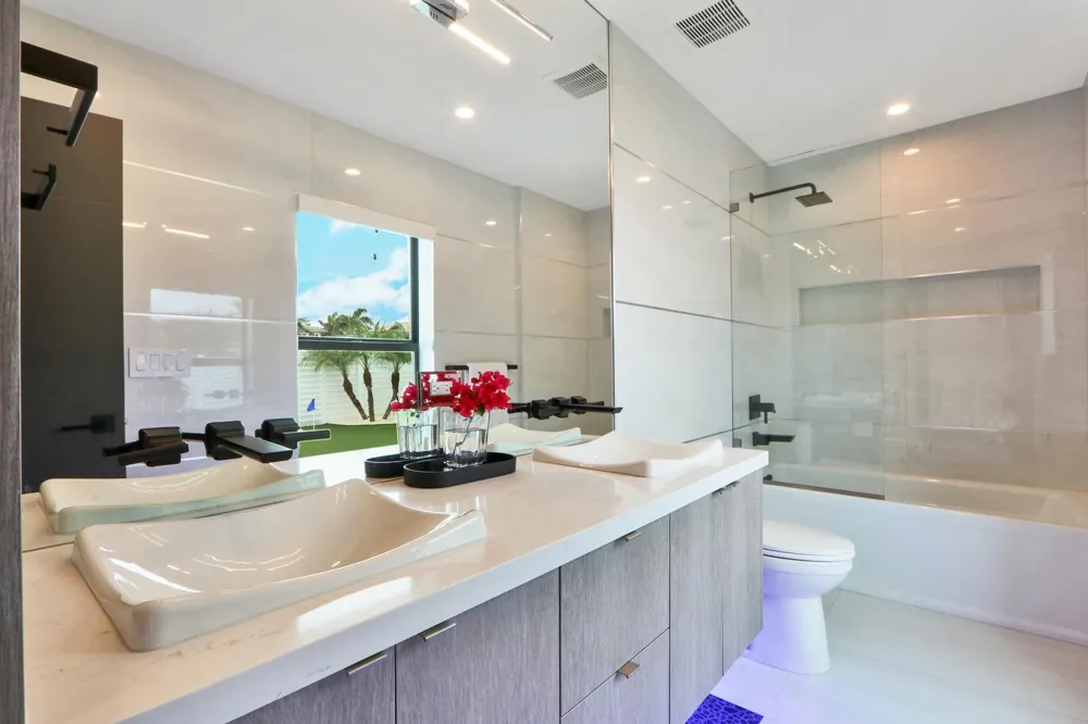 441 S Lyra Circle Juno Beach, FL 33408