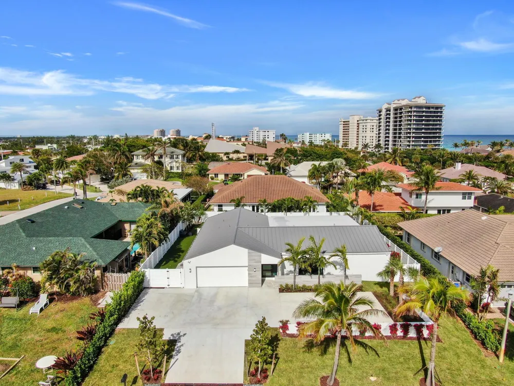 441 S Lyra Circle Juno Beach, FL 33408