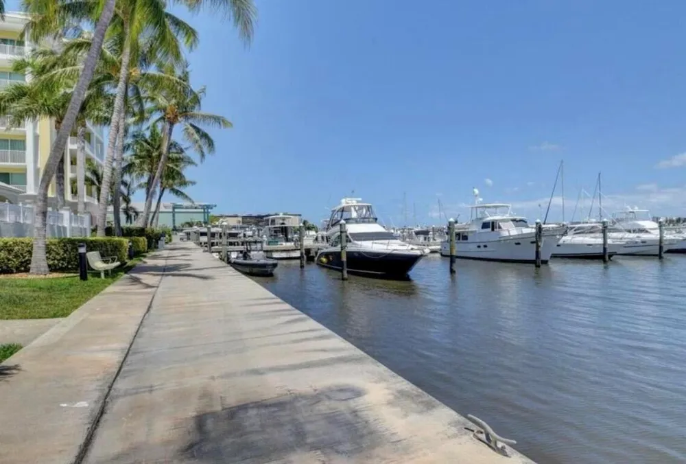 804 E Windward Way #316 Lantana, FL 33462