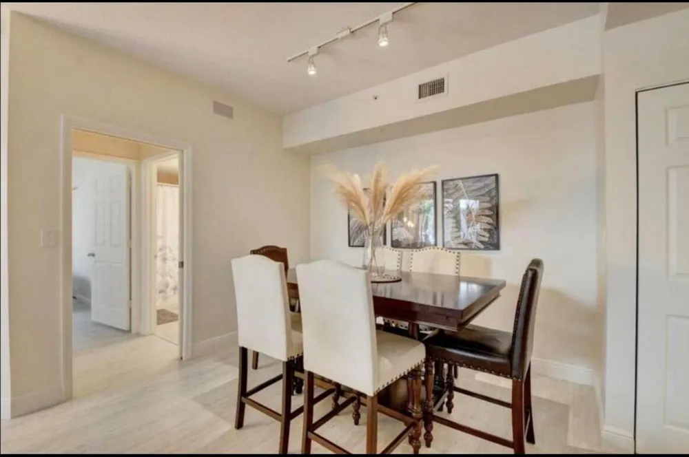 802 W Windward Way #216 Lantana, FL 33462
