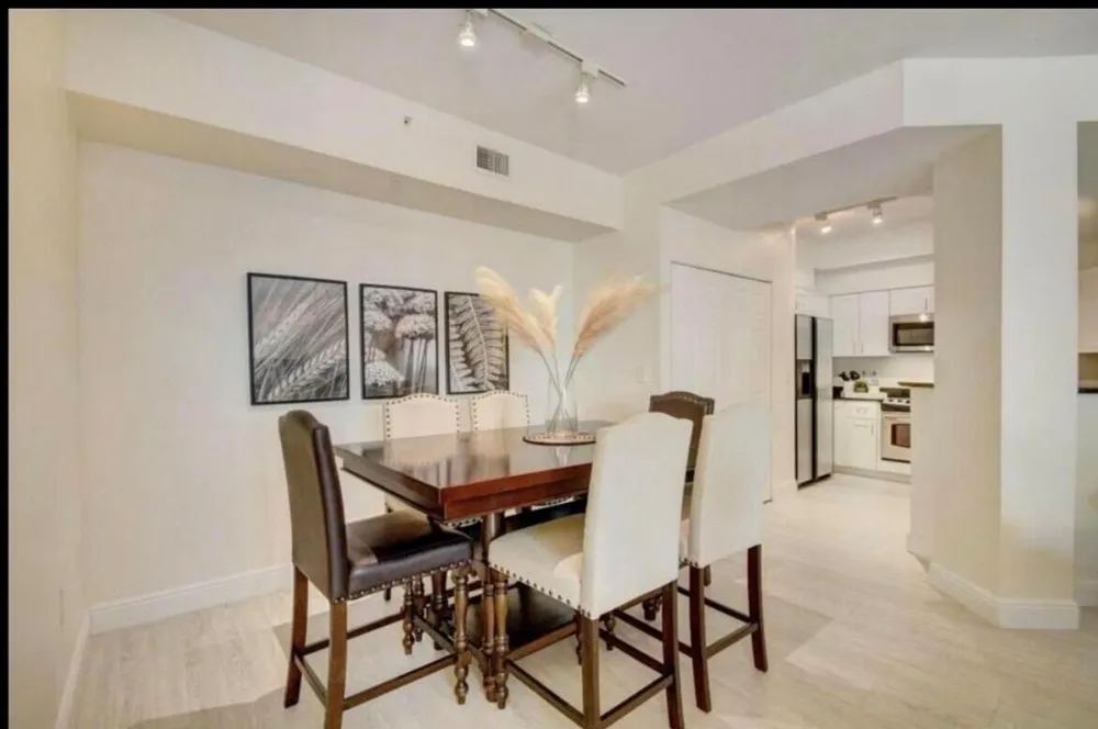 802 W Windward Way #216 Lantana, FL 33462