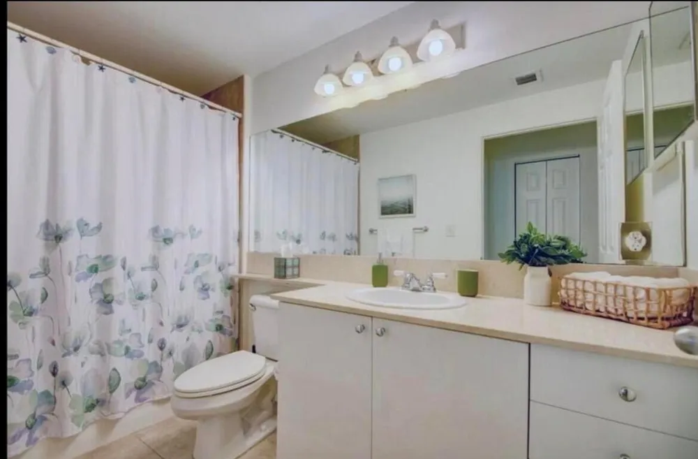 802 W Windward Way #216 Lantana, FL 33462