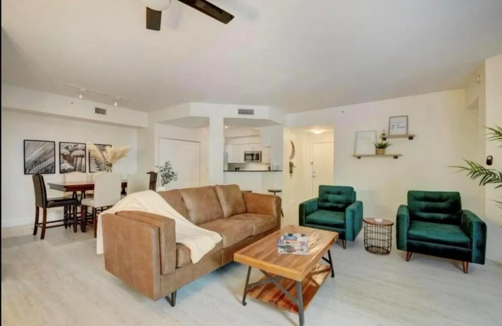 802 W Windward Way #216 Lantana, FL 33462