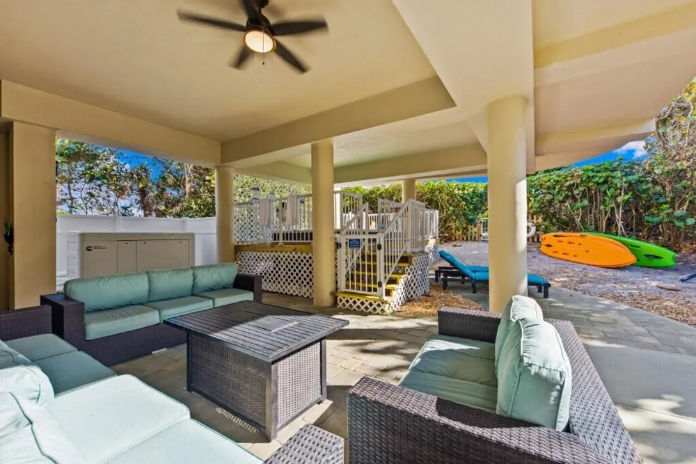 10330 S Ocean Drive Hutchinson Island, FL 34949