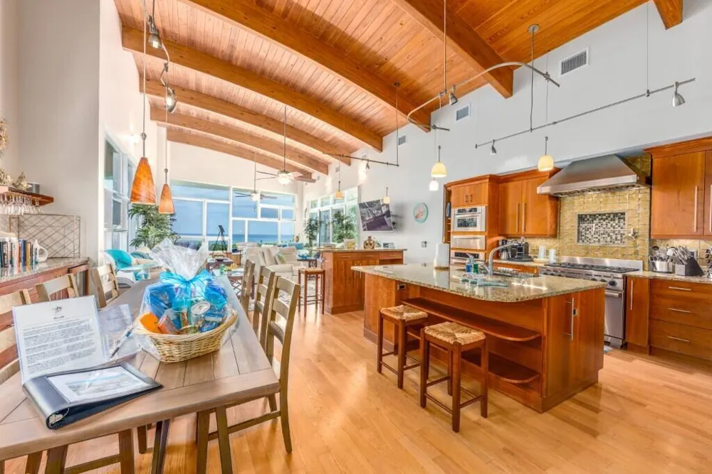 10330 S Ocean Drive Hutchinson Island, FL 34949