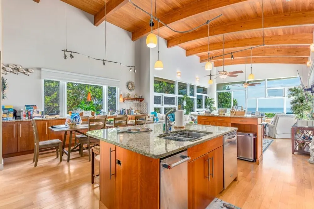 10330 S Ocean Drive Hutchinson Island, FL 34949
