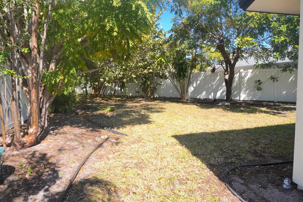8731 Uranus Terrace West Palm Beach, FL 33403