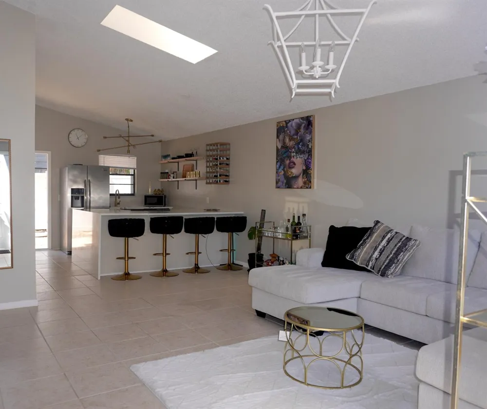 8731 Uranus Terrace West Palm Beach, FL 33403