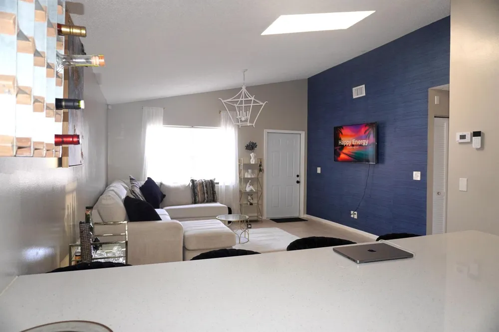 8731 Uranus Terrace West Palm Beach, FL 33403