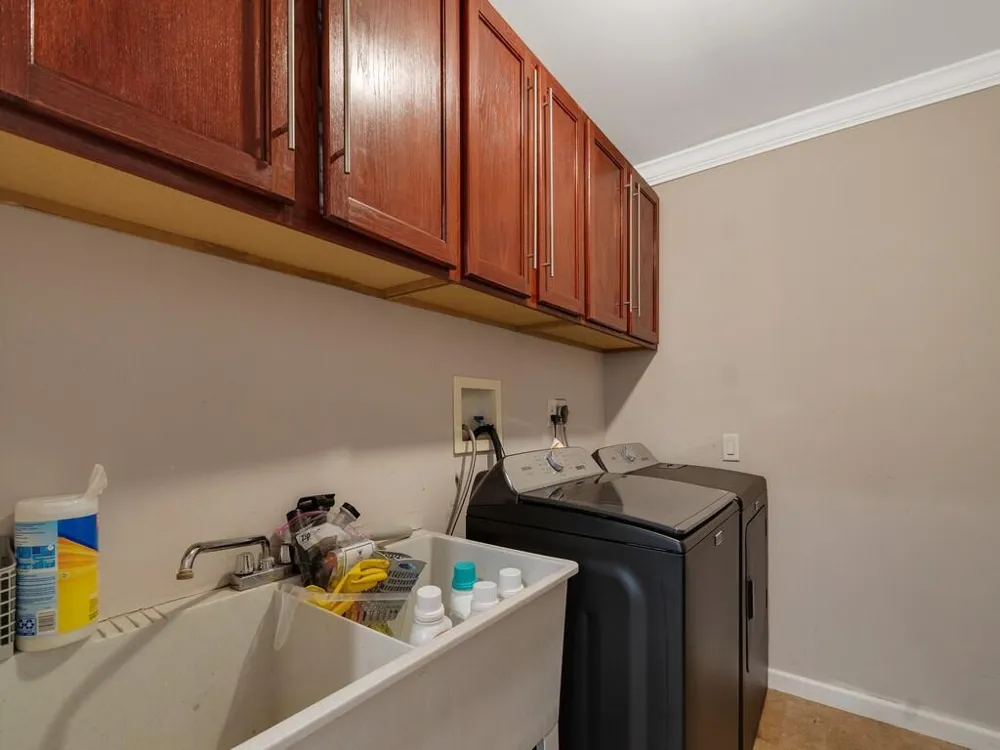 527 E Causeway Boulevard Vero Beach, FL 32963