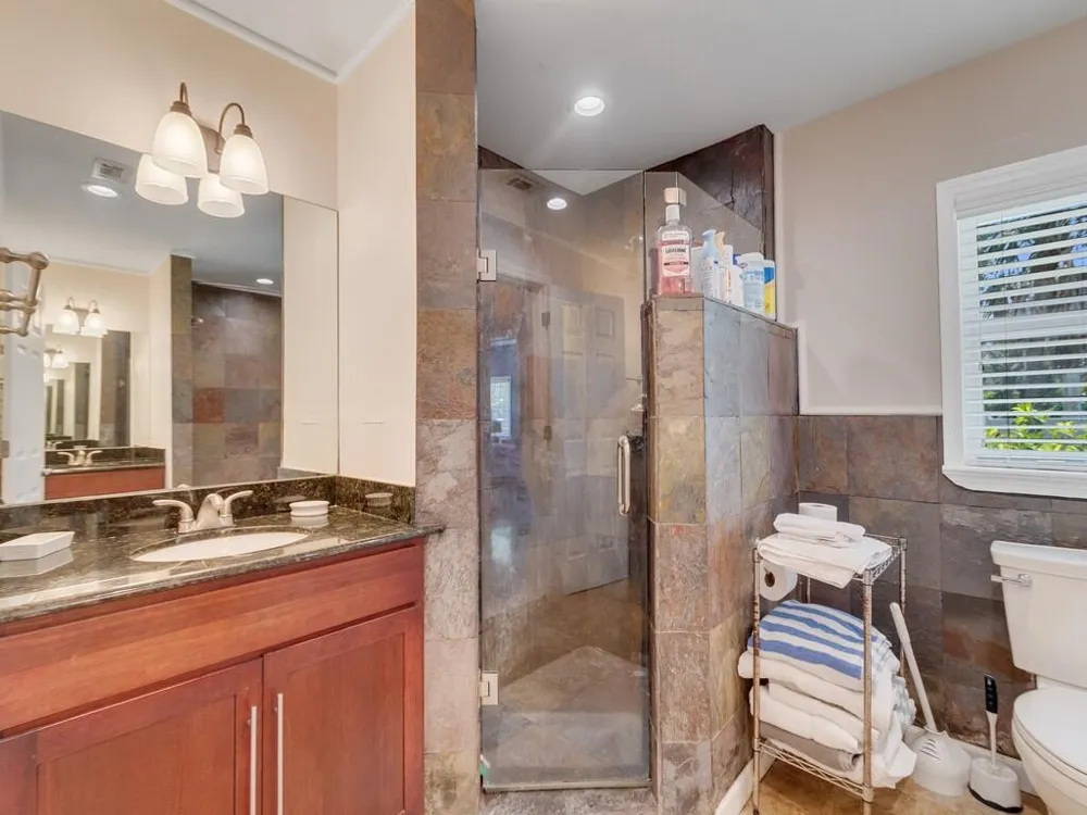 527 E Causeway Boulevard Vero Beach, FL 32963