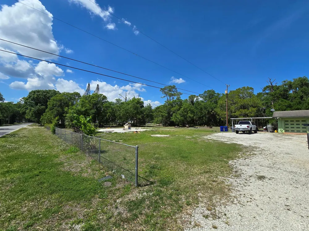 144 Elm Street Fellsmere, FL 32948