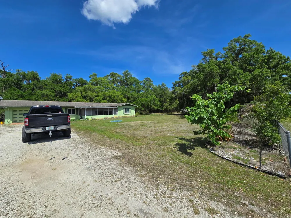 144 Elm Street Fellsmere, FL 32948