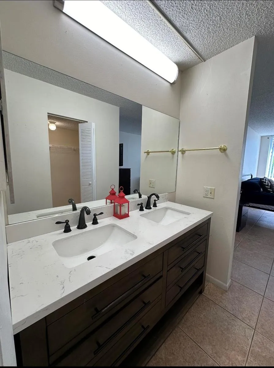 6770 Royal Palm Boulevard #207l Margate, FL 33063