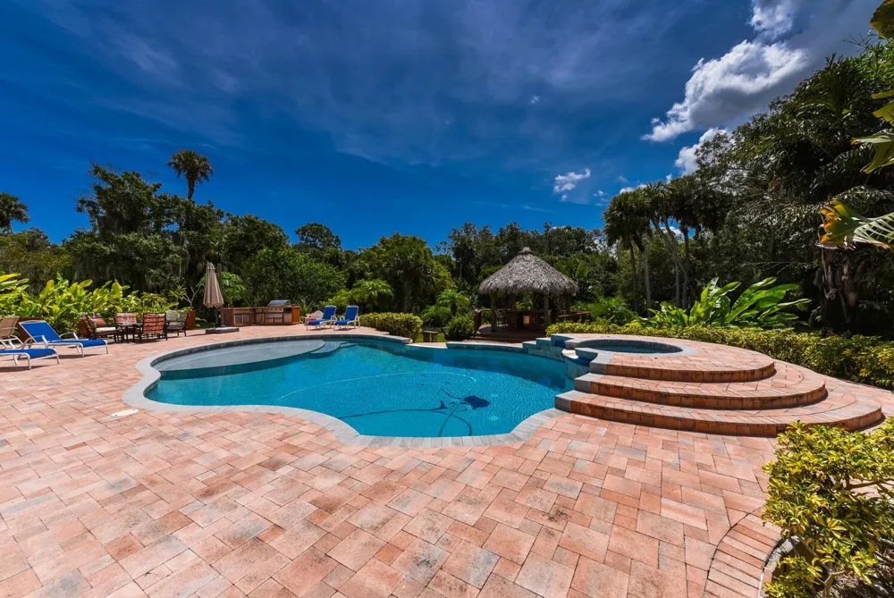 3646 S Jenkins Road Fort Pierce, FL 34981