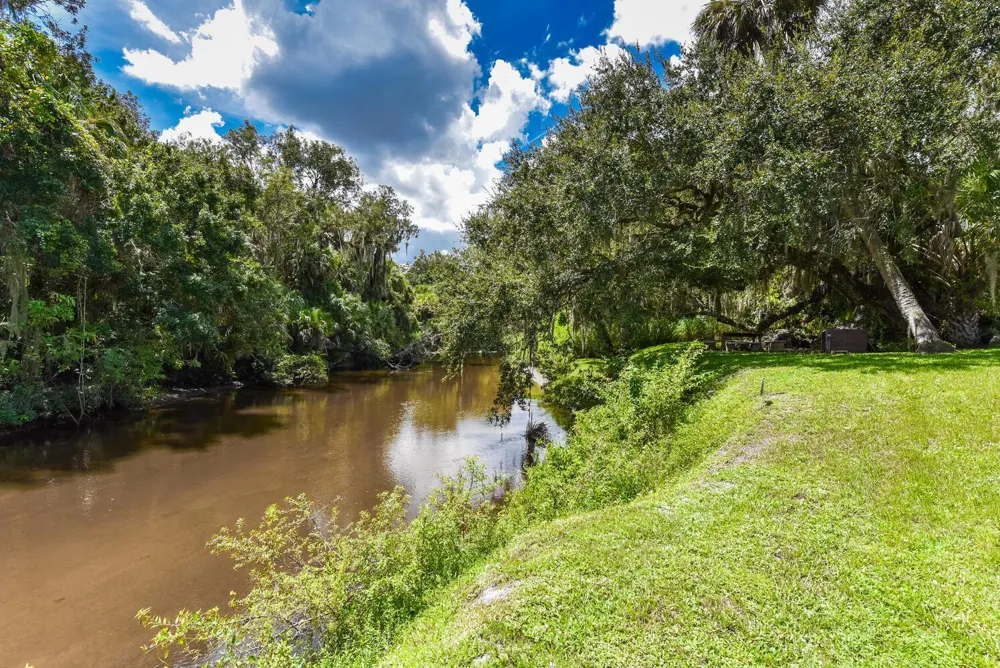 3646 S Jenkins Road Fort Pierce, FL 34981