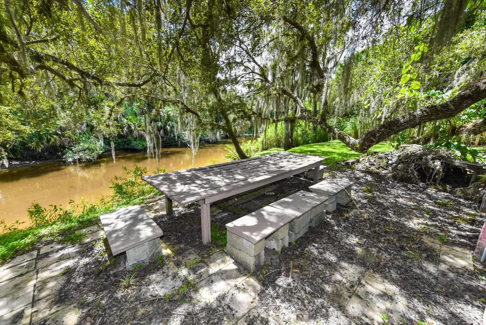 3646 S Jenkins Road Fort Pierce, FL 34981
