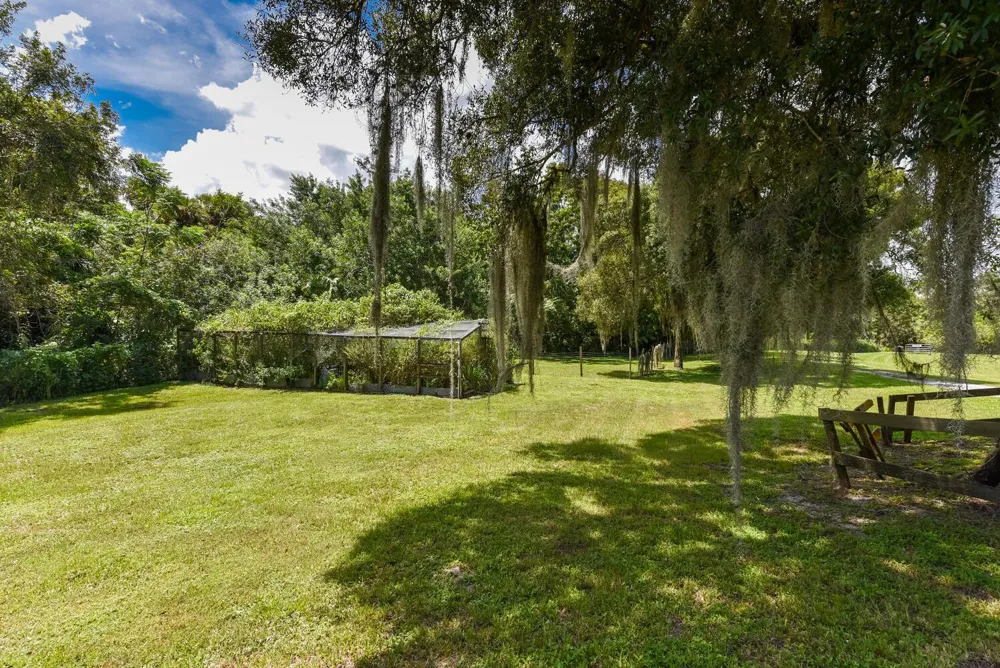 3646 S Jenkins Road Fort Pierce, FL 34981