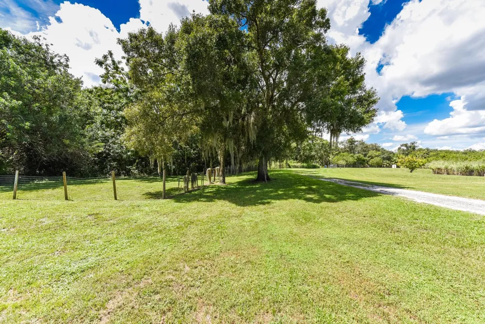 3646 S Jenkins Road Fort Pierce, FL 34981