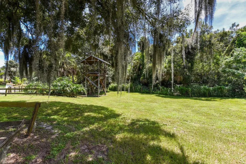 3646 S Jenkins Road Fort Pierce, FL 34981