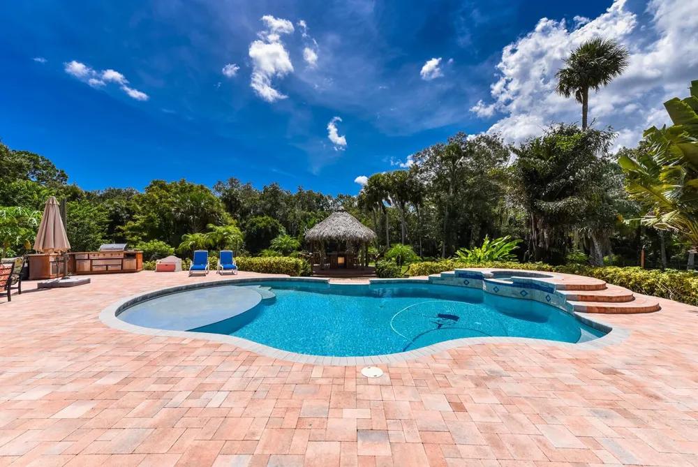 3646 S Jenkins Road Fort Pierce, FL 34981