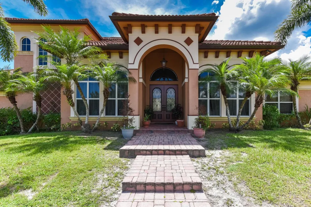 3646 S Jenkins Road Fort Pierce, FL 34981