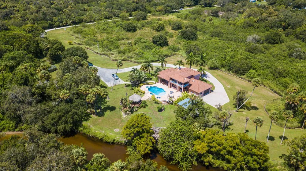 3646 S Jenkins Road Fort Pierce, FL 34981