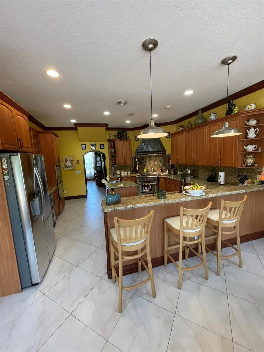 3646 S Jenkins Road Fort Pierce, FL 34981