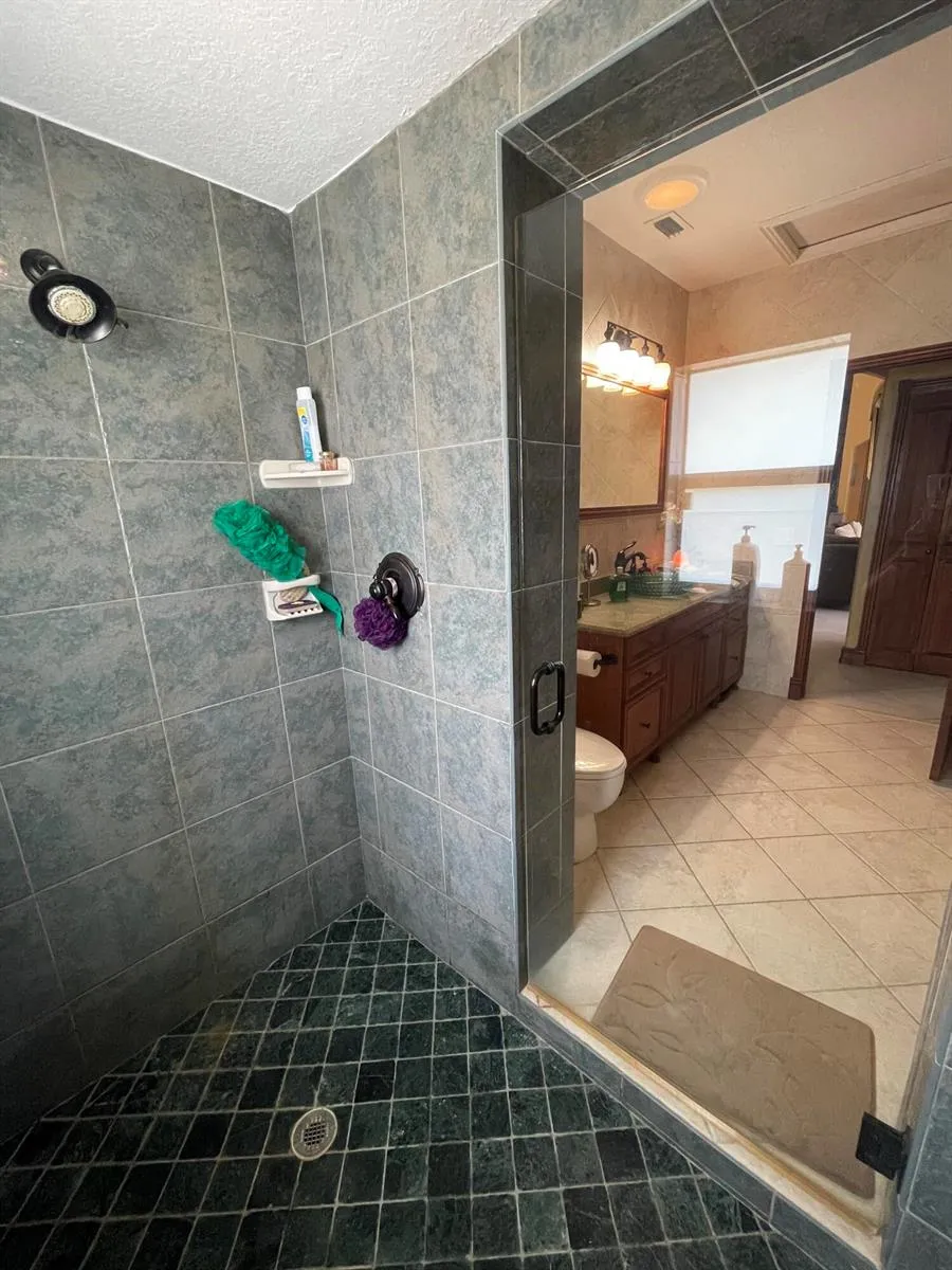 3646 S Jenkins Road Fort Pierce, FL 34981