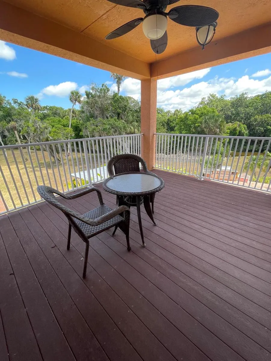 3646 S Jenkins Road Fort Pierce, FL 34981