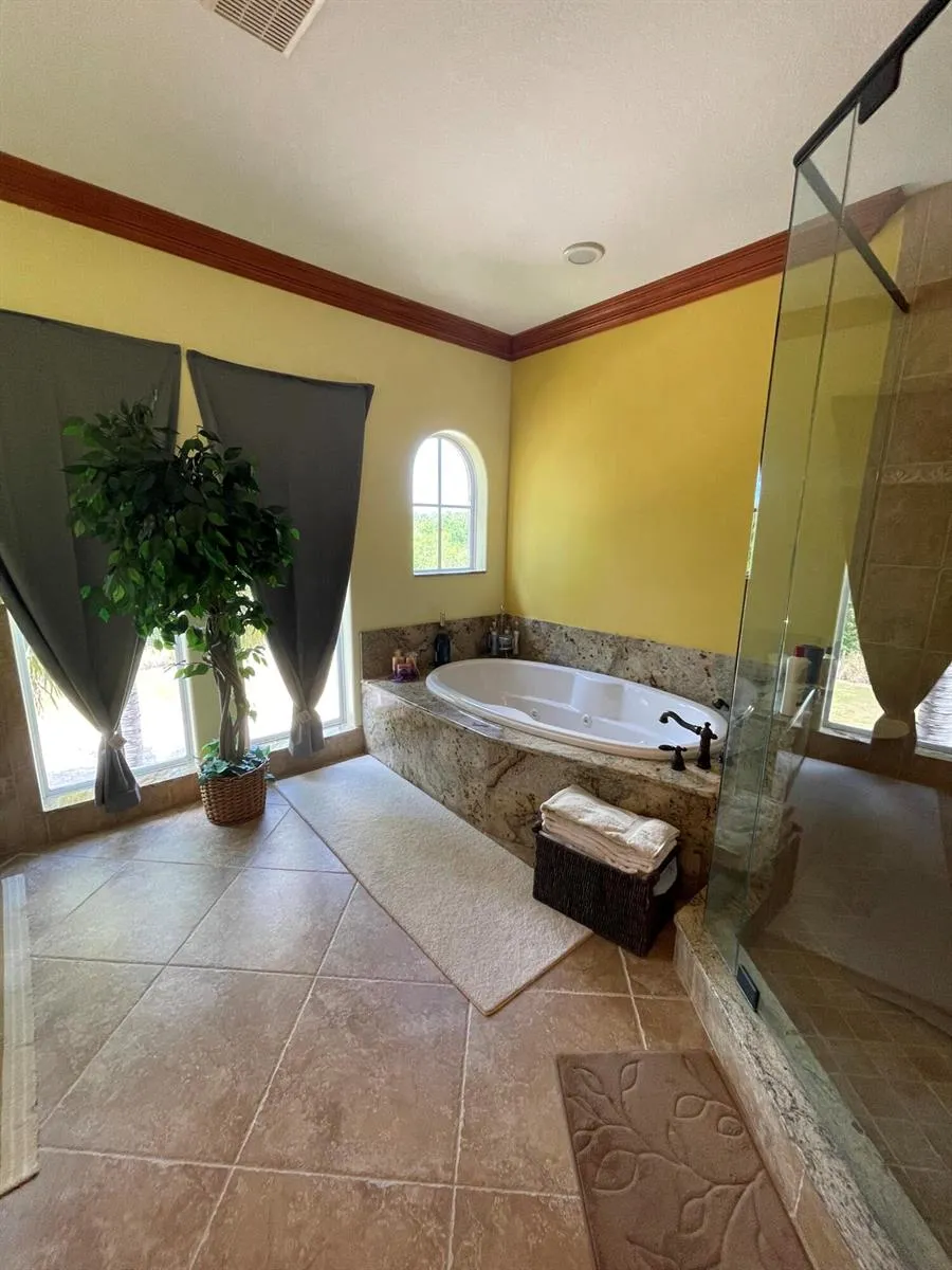 3646 S Jenkins Road Fort Pierce, FL 34981