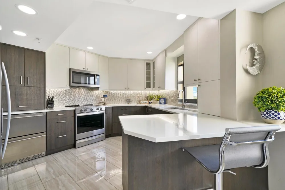 19800 Sandpointe Bay Drive #512 Tequesta, FL 33469
