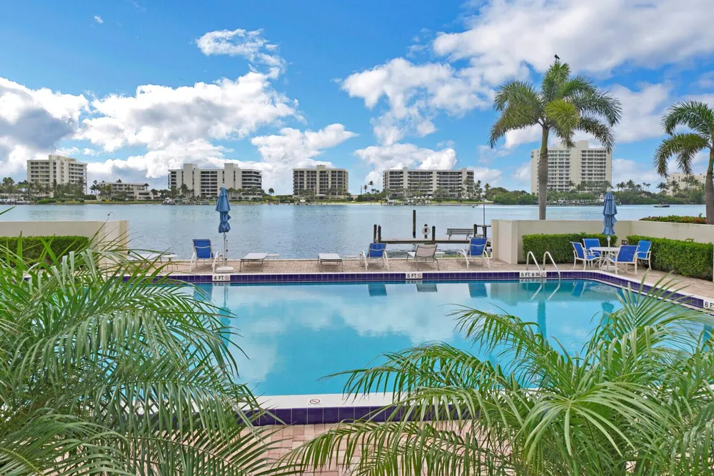 19800 Sandpointe Bay Drive #512 Tequesta, FL 33469