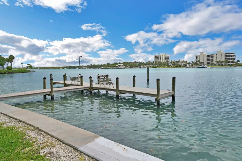 19800 Sandpointe Bay Drive #512 Tequesta, FL 33469