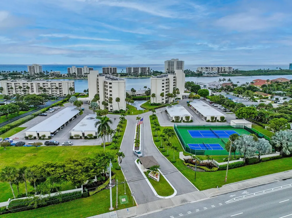 19800 Sandpointe Bay Drive #512 Tequesta, FL 33469