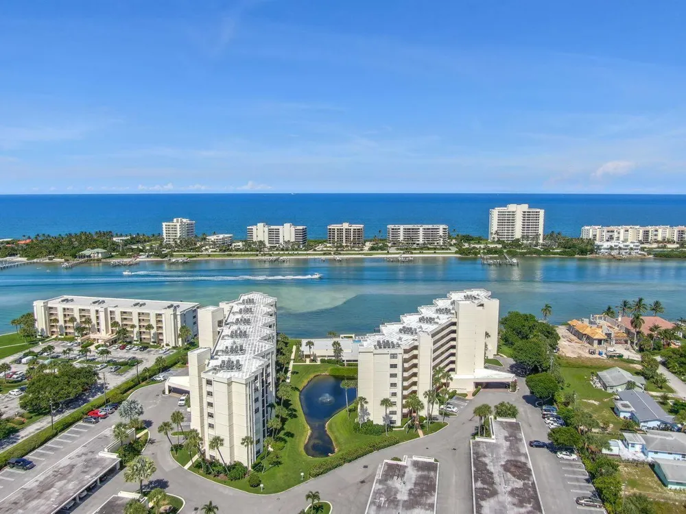 19800 Sandpointe Bay Drive #512 Tequesta, FL 33469