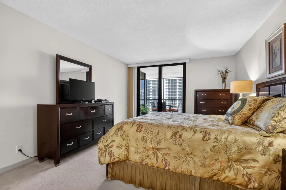 3420 S Ocean Boulevard #9r Highland Beach, FL 33487