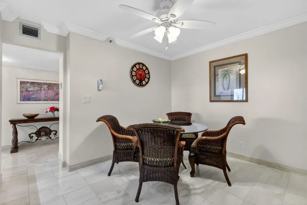 3420 S Ocean Boulevard #9r Highland Beach, FL 33487