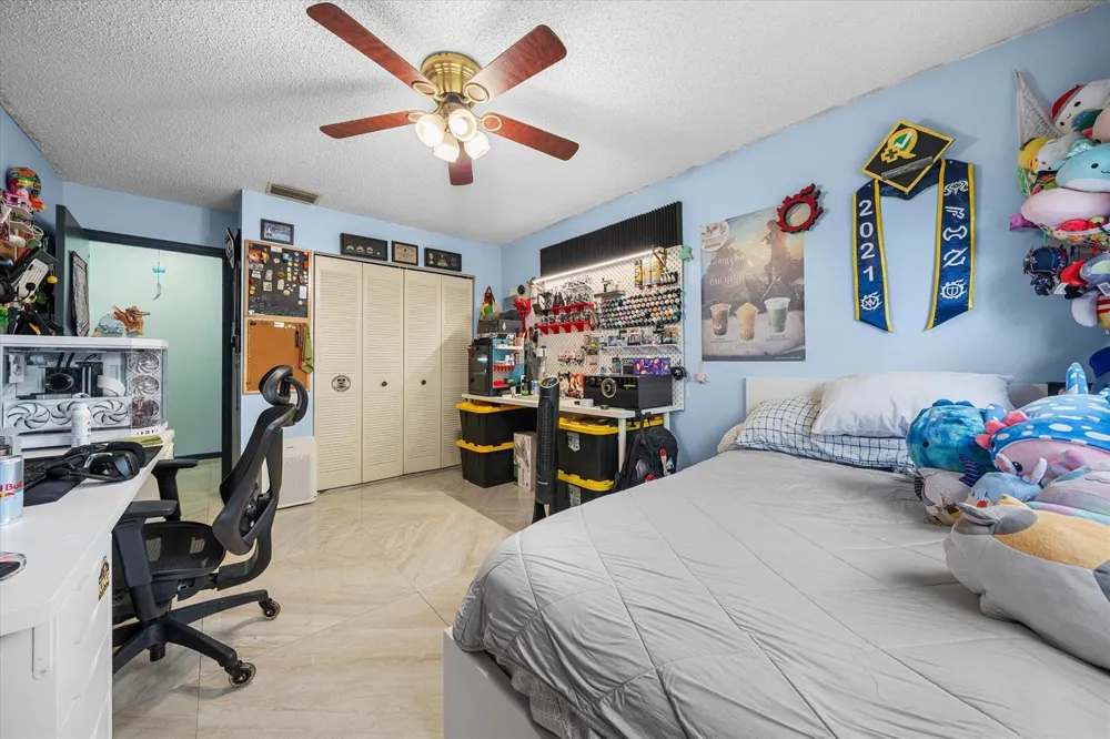 2340 Fairmont Avenue Miramar, FL 33025