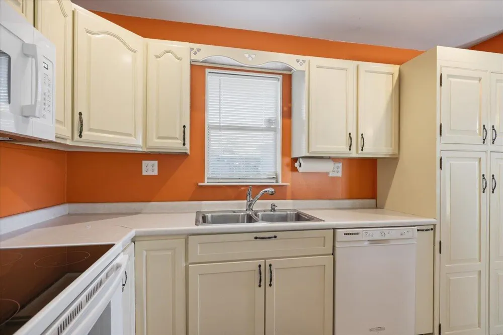 1735 40th Avenue Vero Beach, FL 32960