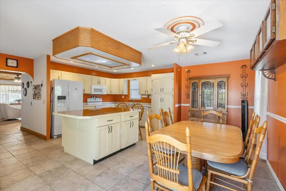1735 40th Avenue Vero Beach, FL 32960