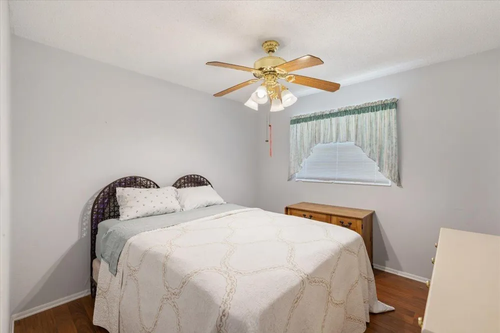 1735 40th Avenue Vero Beach, FL 32960