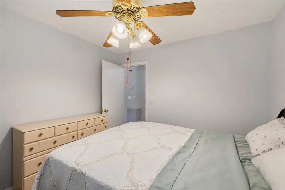 1735 40th Avenue Vero Beach, FL 32960