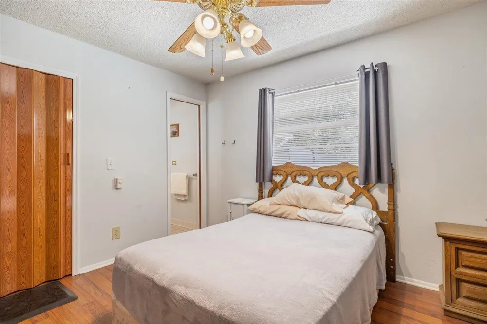 1735 40th Avenue Vero Beach, FL 32960