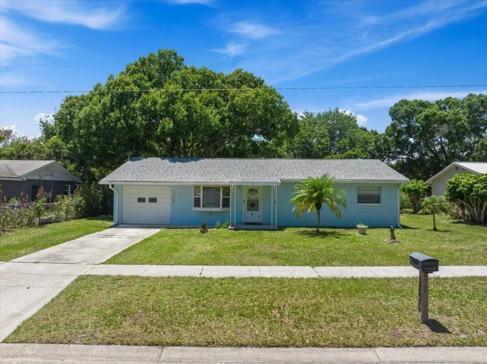 1735 40th Avenue Vero Beach, FL 32960