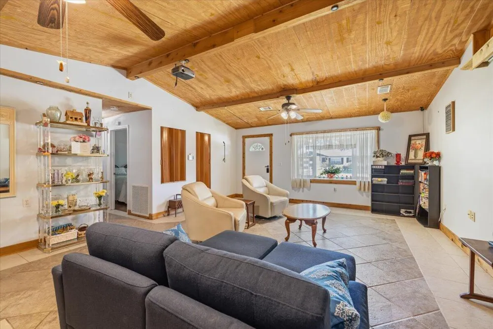 1735 40th Avenue Vero Beach, FL 32960